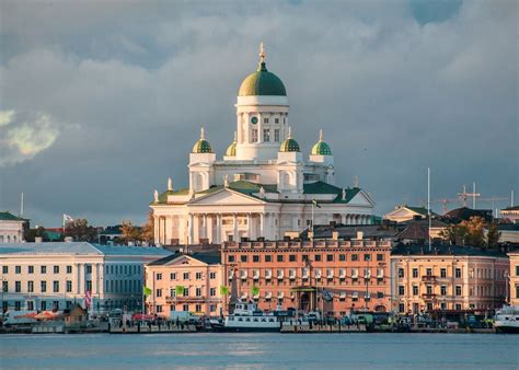 10pm est to helsinki|ET to EST to Helsinki, Finland .